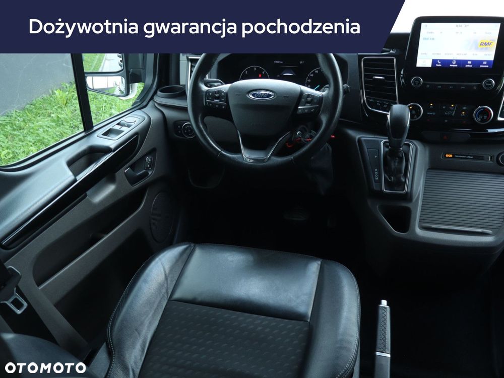 Ford Tourneo Custom - 9