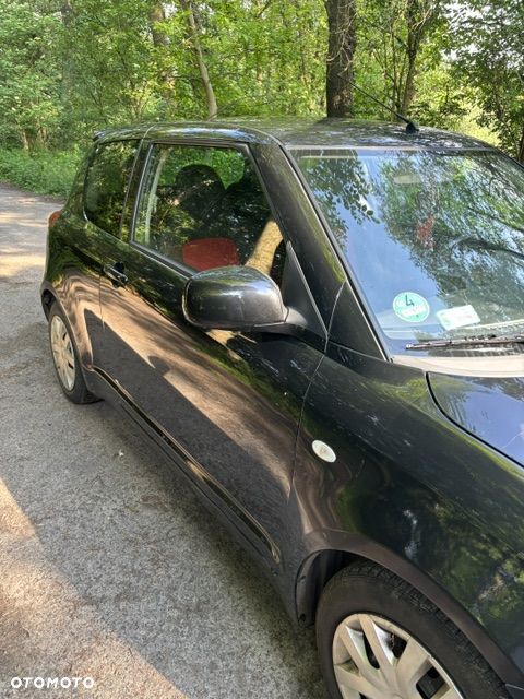 Suzuki Swift - 2