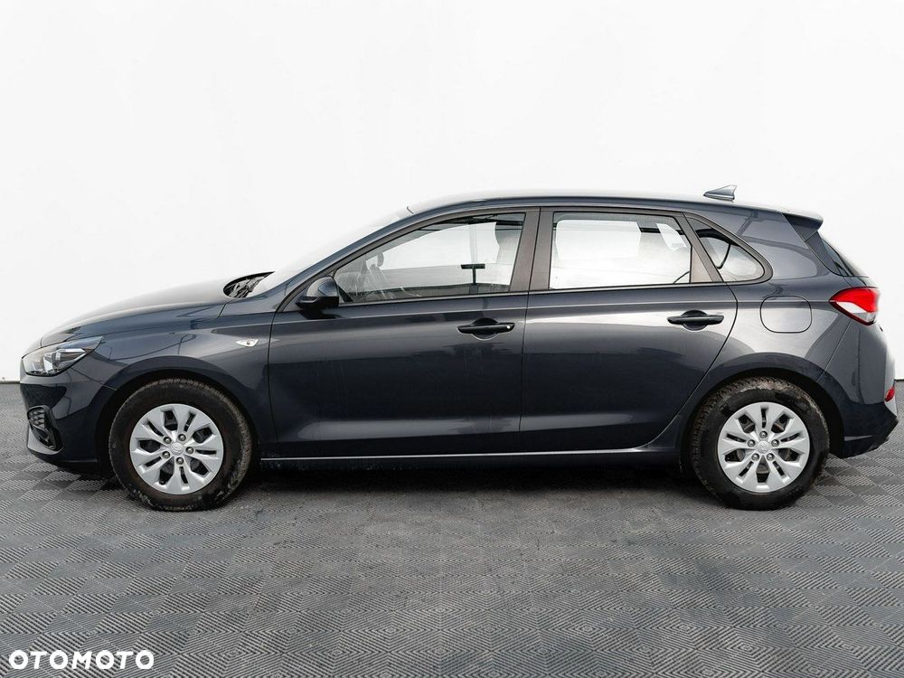 Hyundai i30 1.5 DPI Classic + - 9