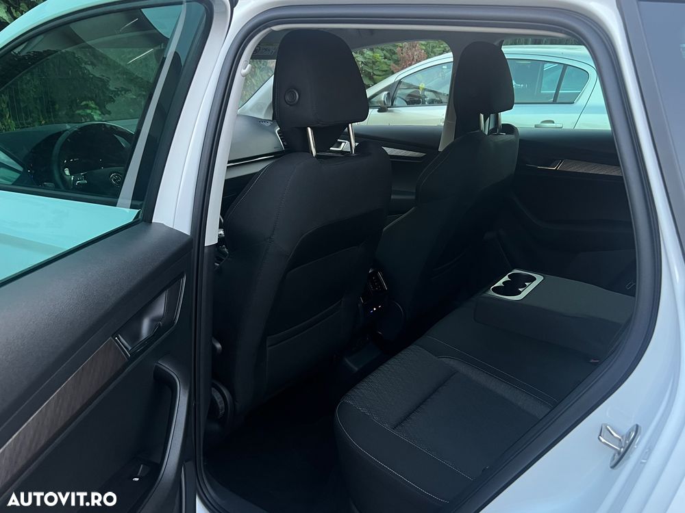 Skoda Karoq 2.0 TDI SCR 4x4 DSG Style - 6