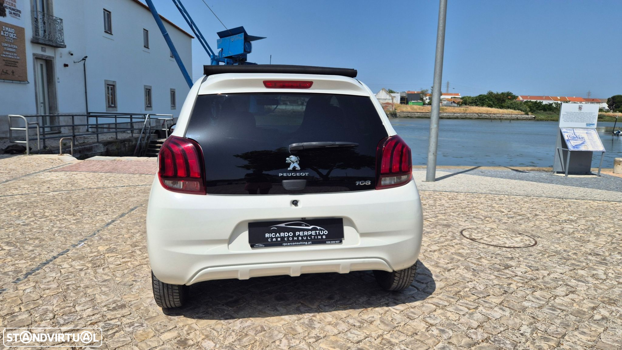 Peugeot 108 Top! 1.2 PureTech Allure - 6