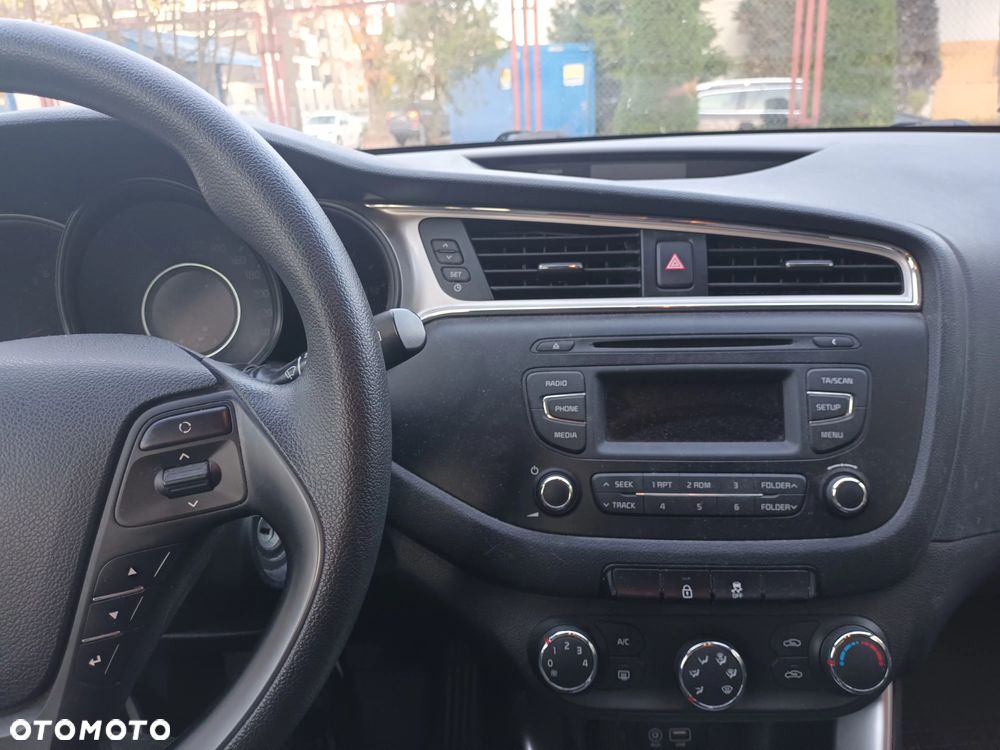 Kia Ceed 1.6 GDI M - 8