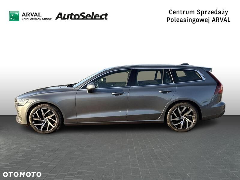 Volvo V60 T4 Momentum Pro - 2
