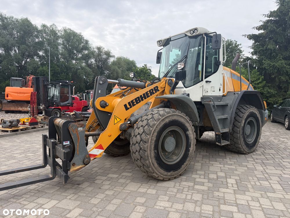 Liebherr L526 - 5