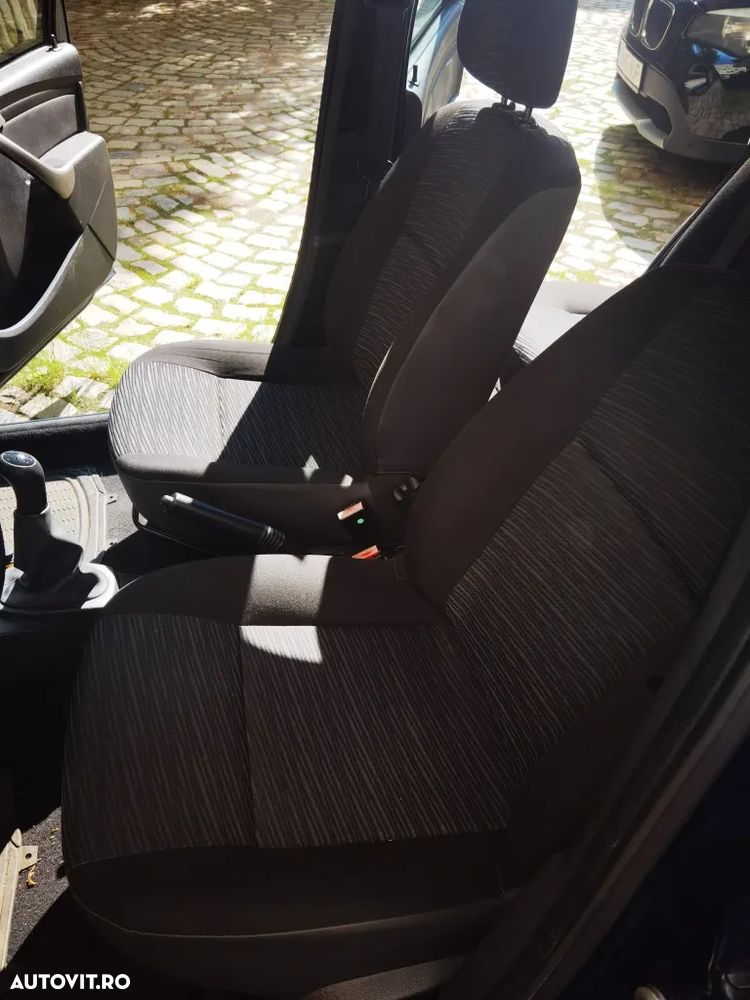 Dacia Logan 1.2 - 13