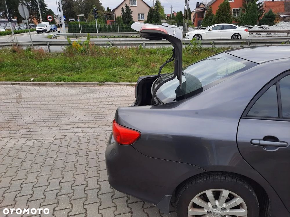 Toyota Corolla 1.6 VVT-i Premium - 7