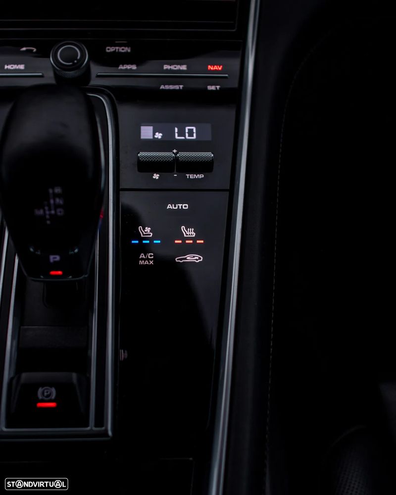 Porsche Panamera Sport Turismo Turbo - 18