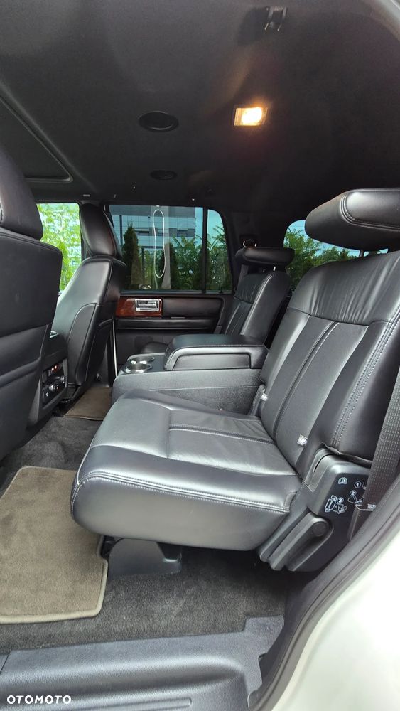 Lincoln Navigator - 13