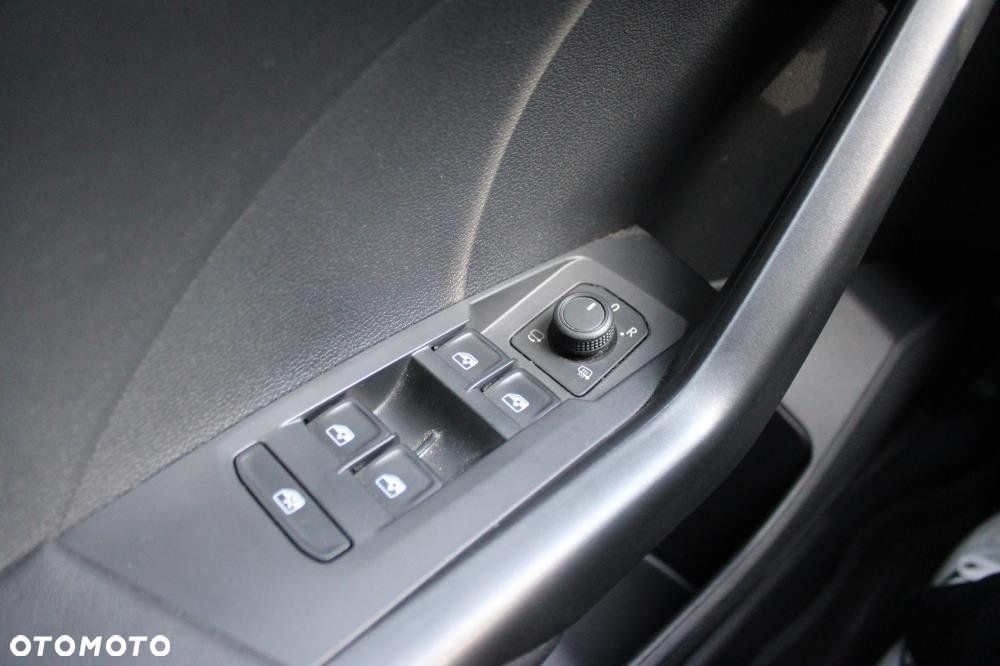 Volkswagen T-Cross - 20