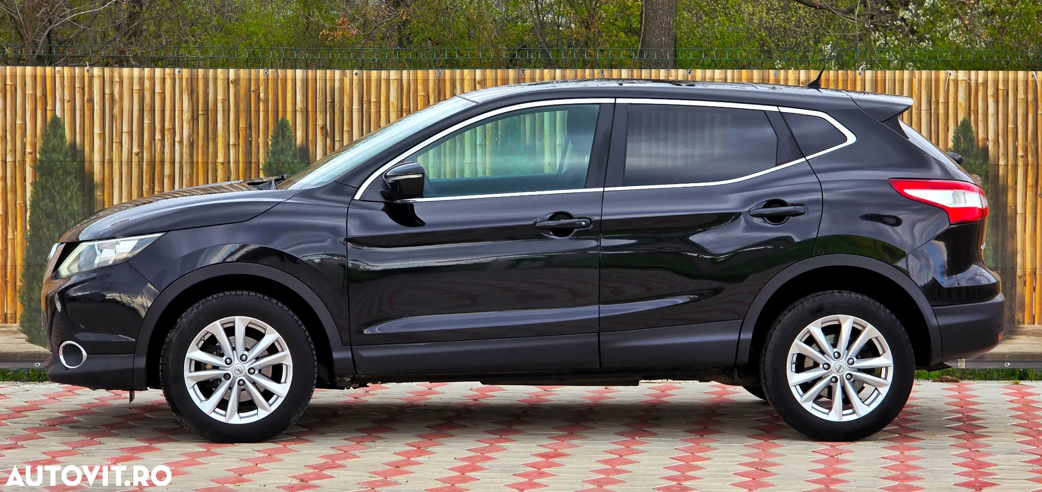 Nissan Qashqai 1.6 DCI TEKNA - 6