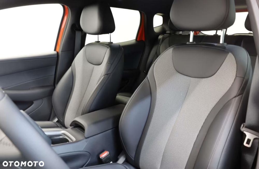 BYD Dolphin Comfort E-CVT - 9
