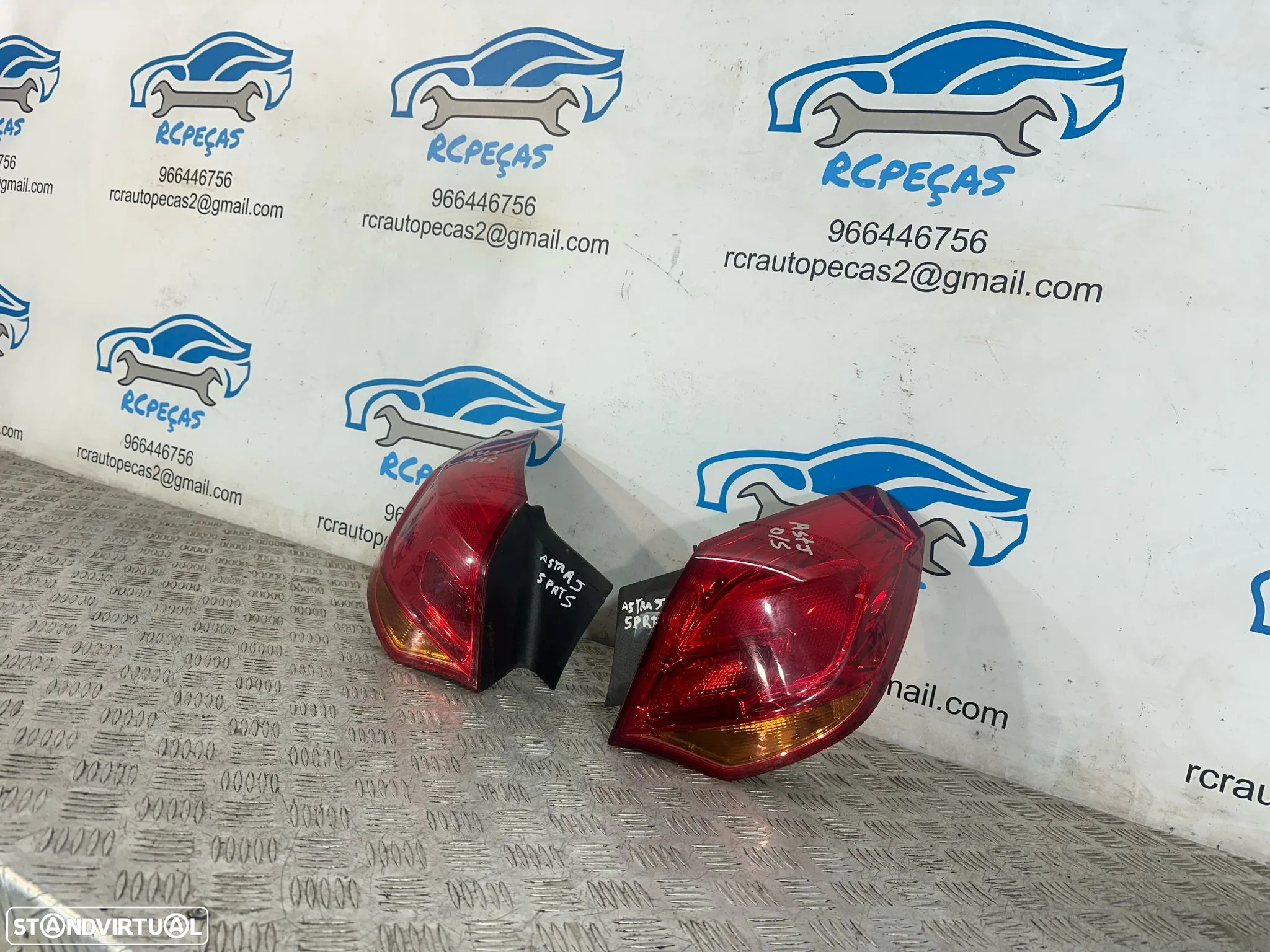 .Conjunto Farolins Led Tras Traseiro Direito Esquerdo Original GM Opel Astra J 13306460 13306459 2009 - 2015 - 4