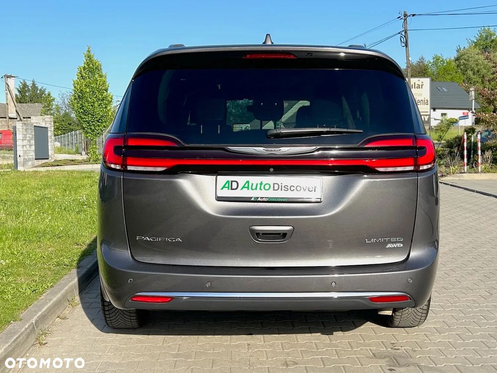 Chrysler Pacifica - 9