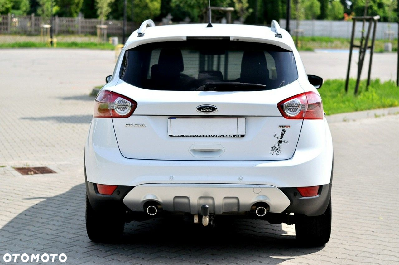 Ford Kuga 2.0 TDCi 2x4 Titanium - 22