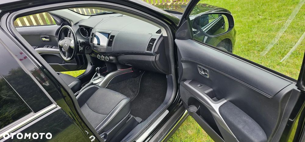 Mitsubishi Outlander 2.0 Intense NAVI 2WD EU5 CVT - 5