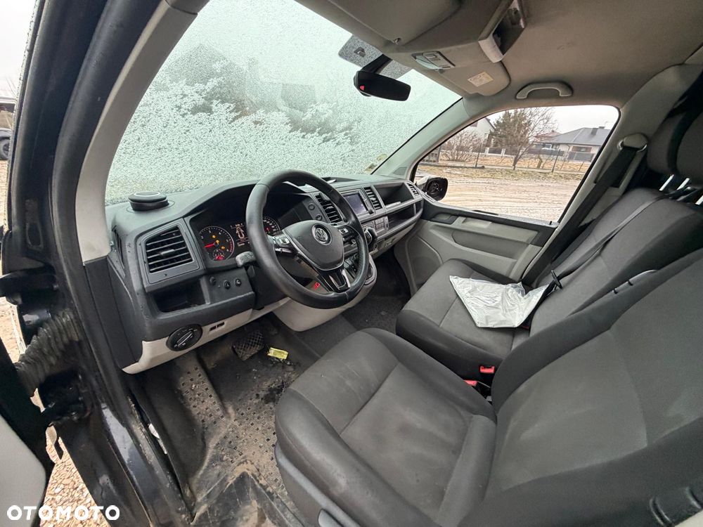 Volkswagen Transporter - 14