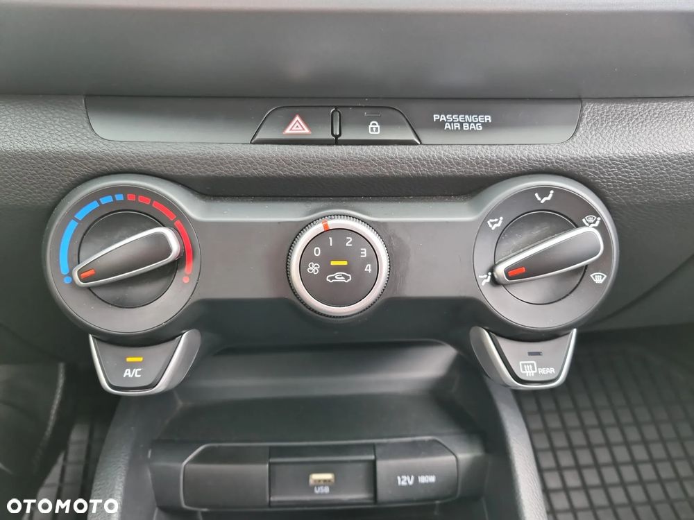 Kia Stonic 1.0 T-GDI M DCT - 17