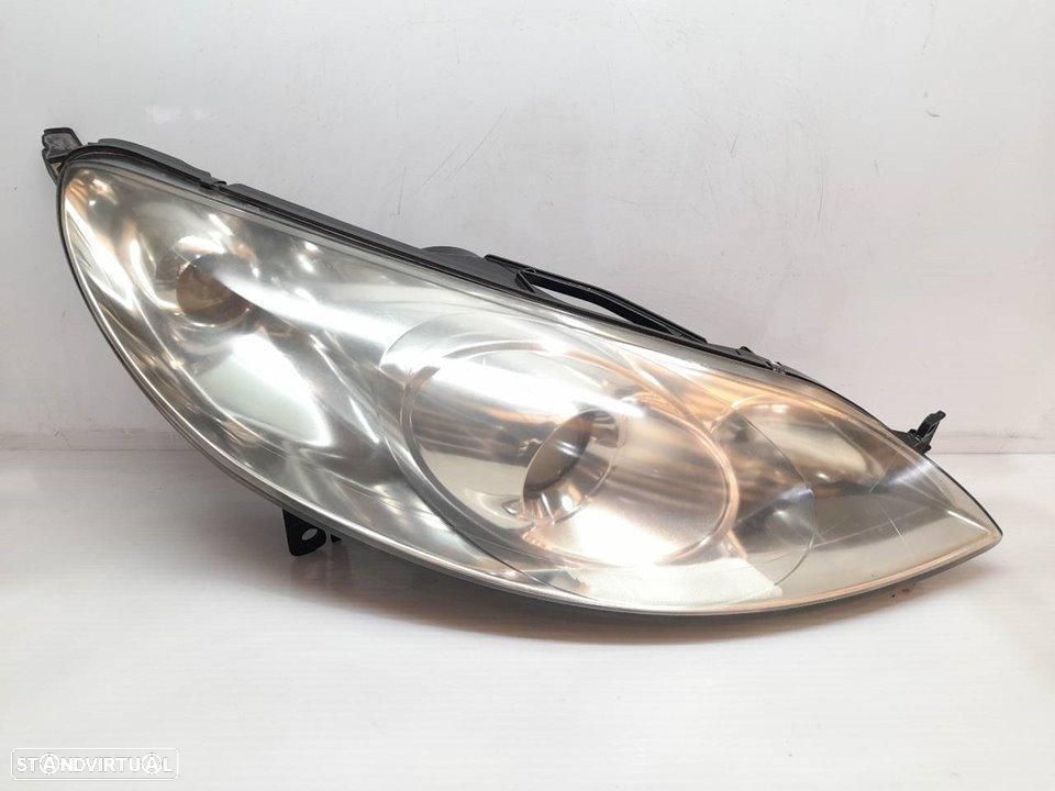 FAROL DIREITO PEUGEOT 407 - 1