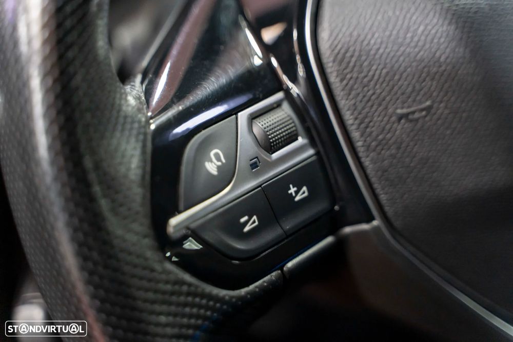 Peugeot 3008 1.5 BlueHDi GT Line EAT8 - 11