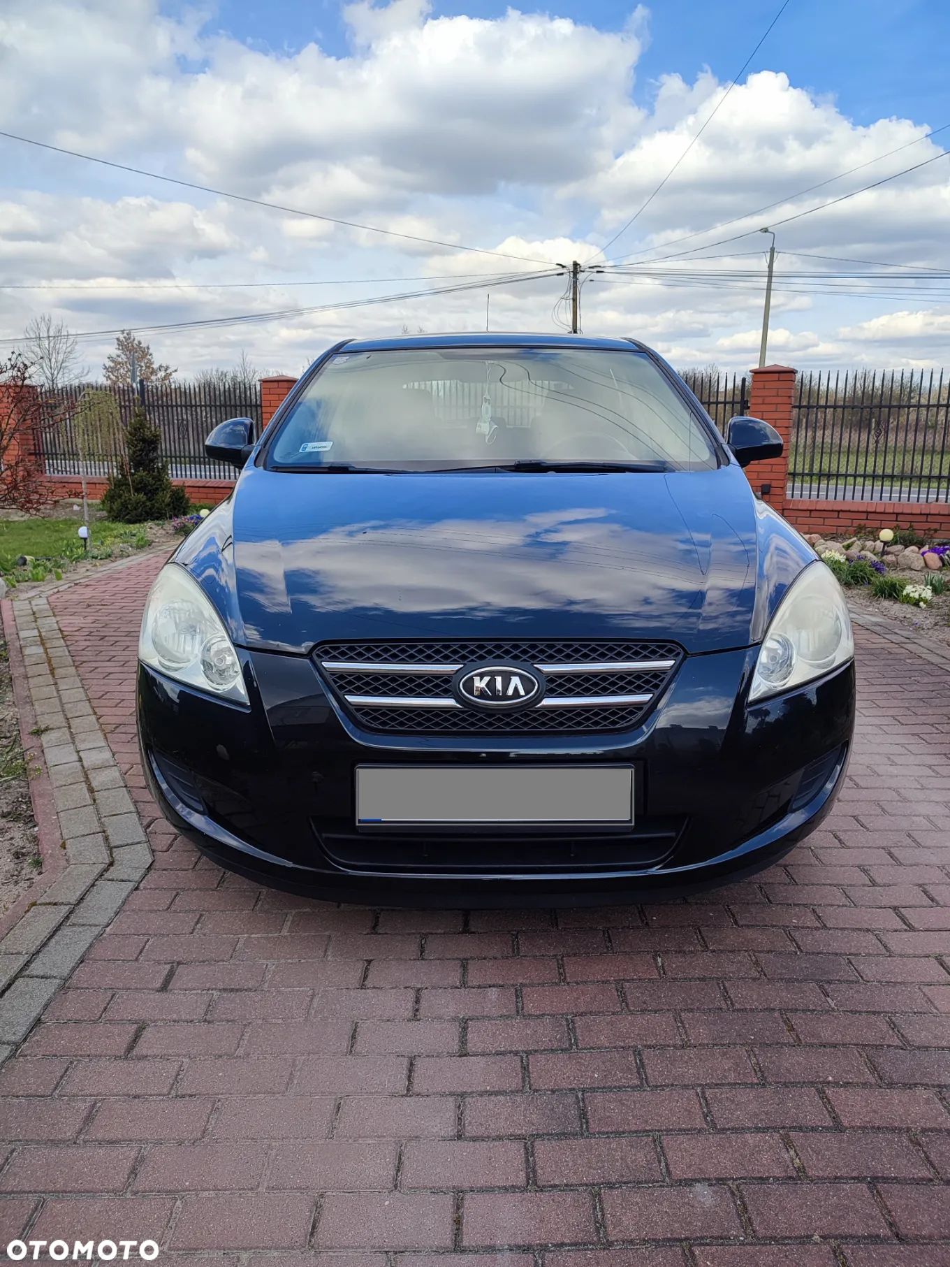 Kia Ceed - 1