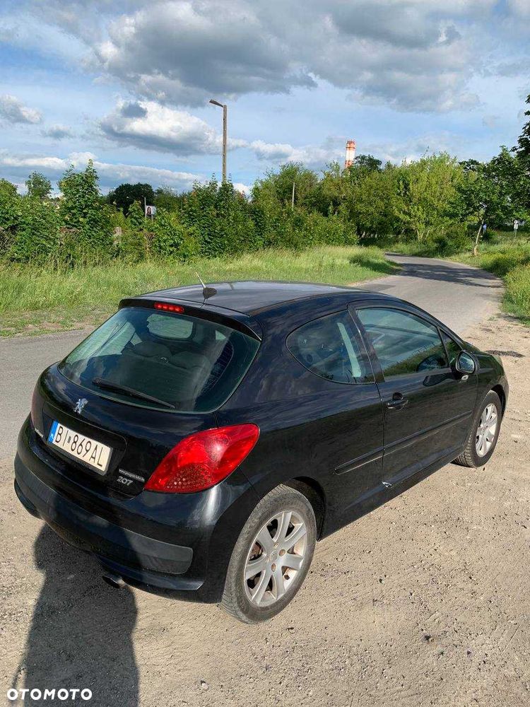 Peugeot 207 - 6