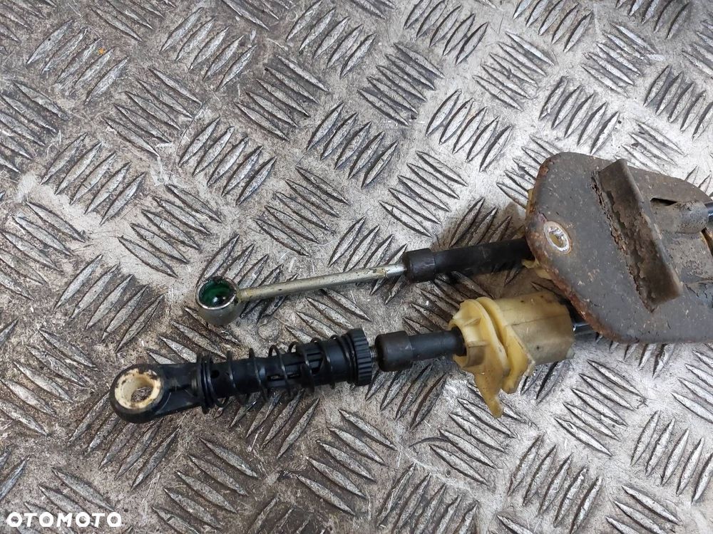 LEWAREK ZMIANY BIEGÓW + LINKI 5B TOYOTA YARIS II 1.0 12V 33820-0D090 - 2