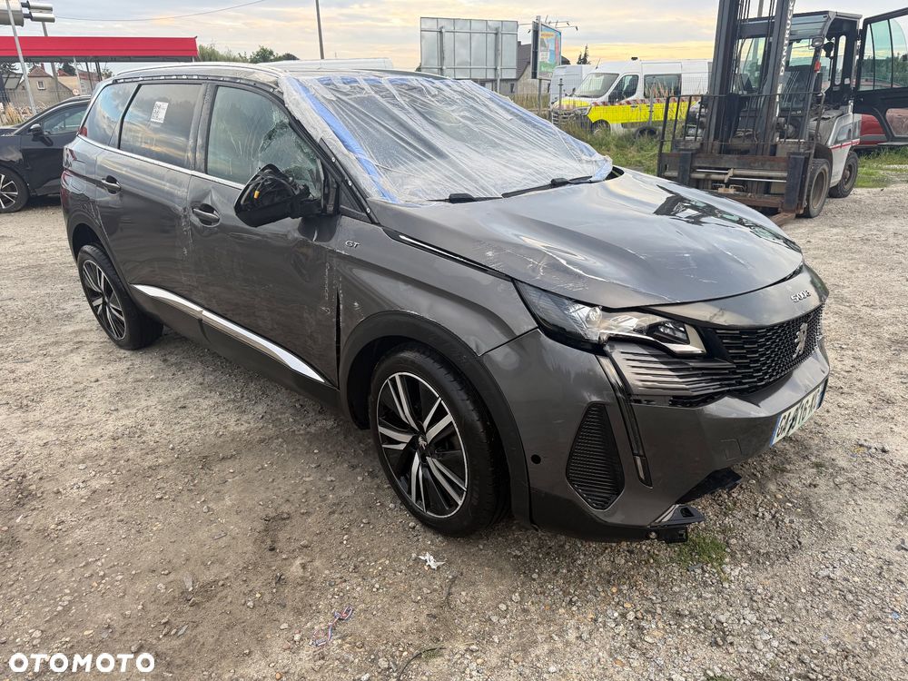 Peugeot 5008 - 9