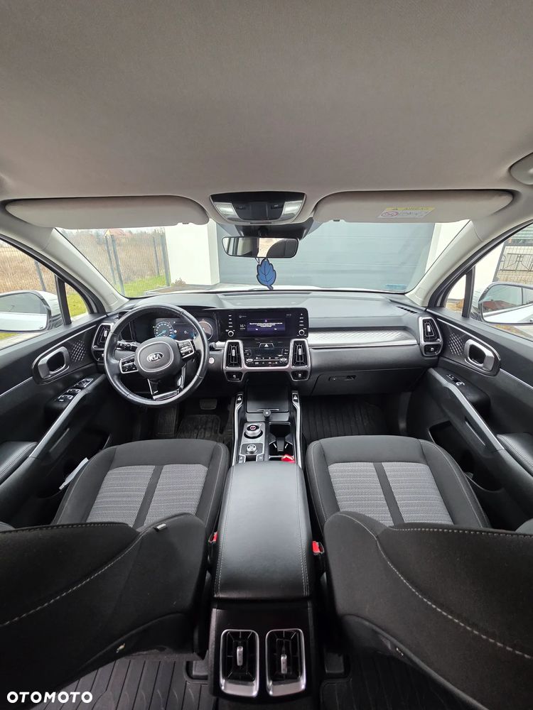 Kia Sorento 1.6 T-GDI HEV L 7os - 16