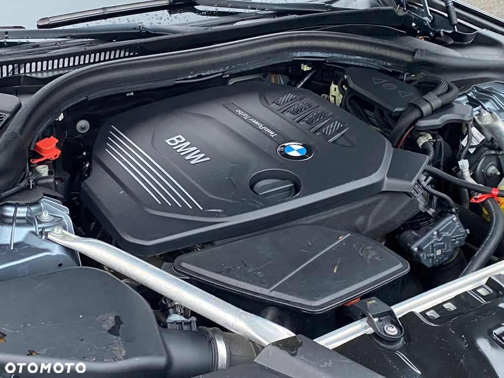 BMW Seria 5 520d xDrive Luxury Line sport - 6