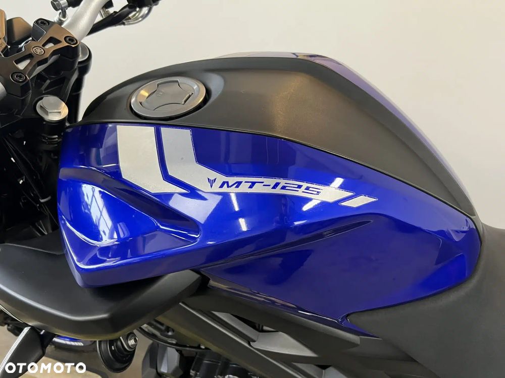 Yamaha MT - 22