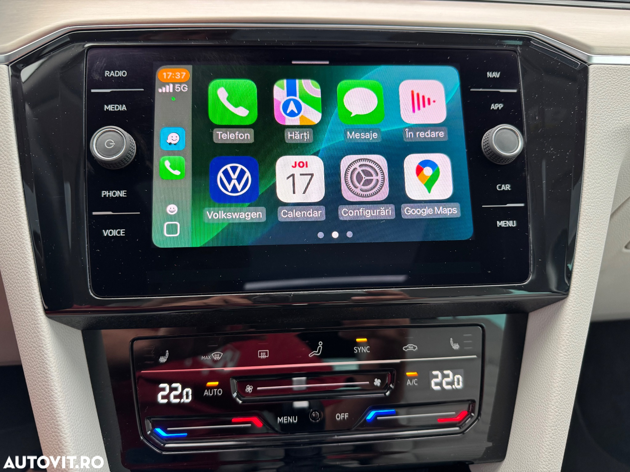 Volkswagen Passat Variant 2.0 TDI SCR DSG Elegance - 27