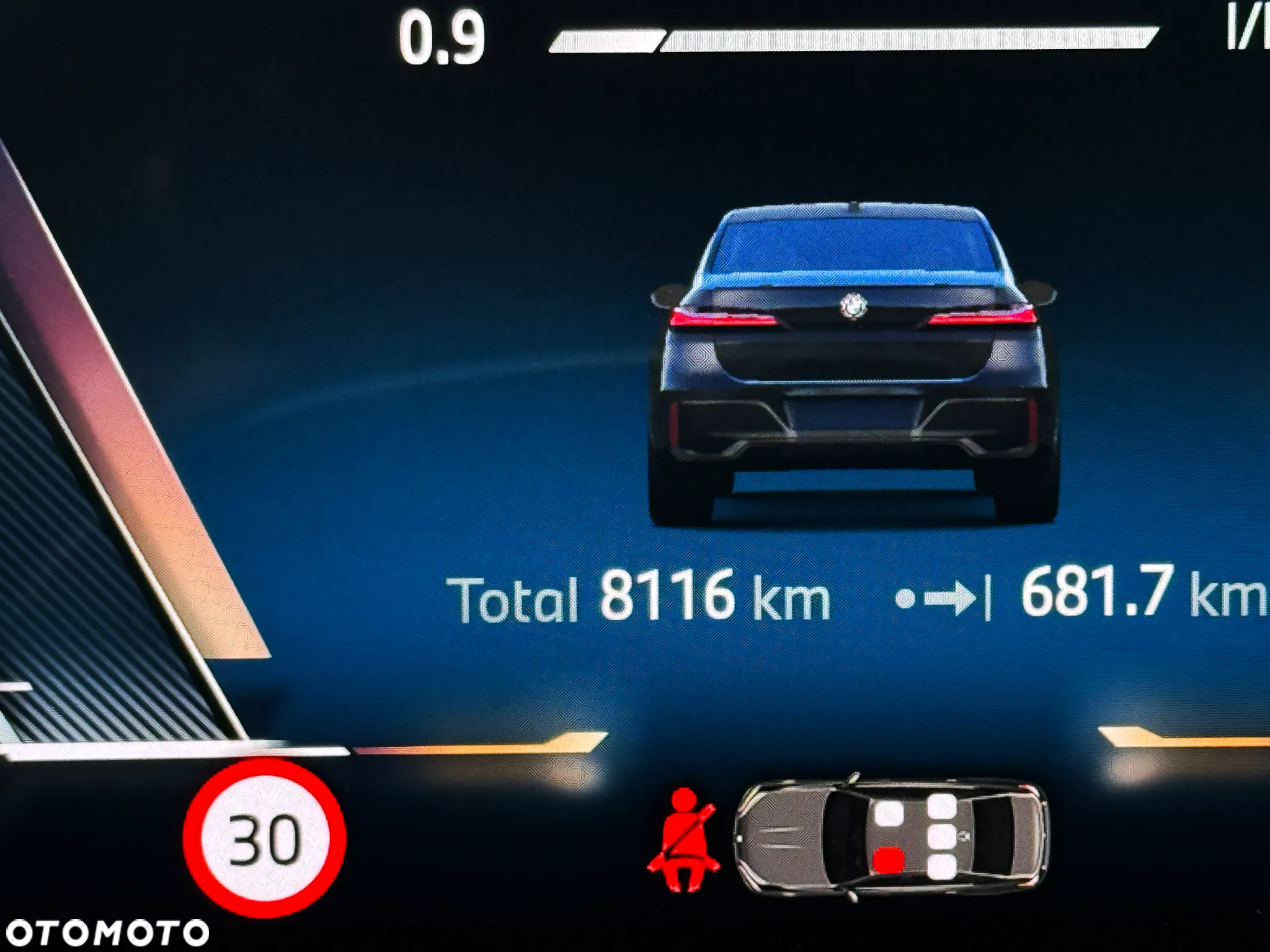BMW Seria 7 - 34