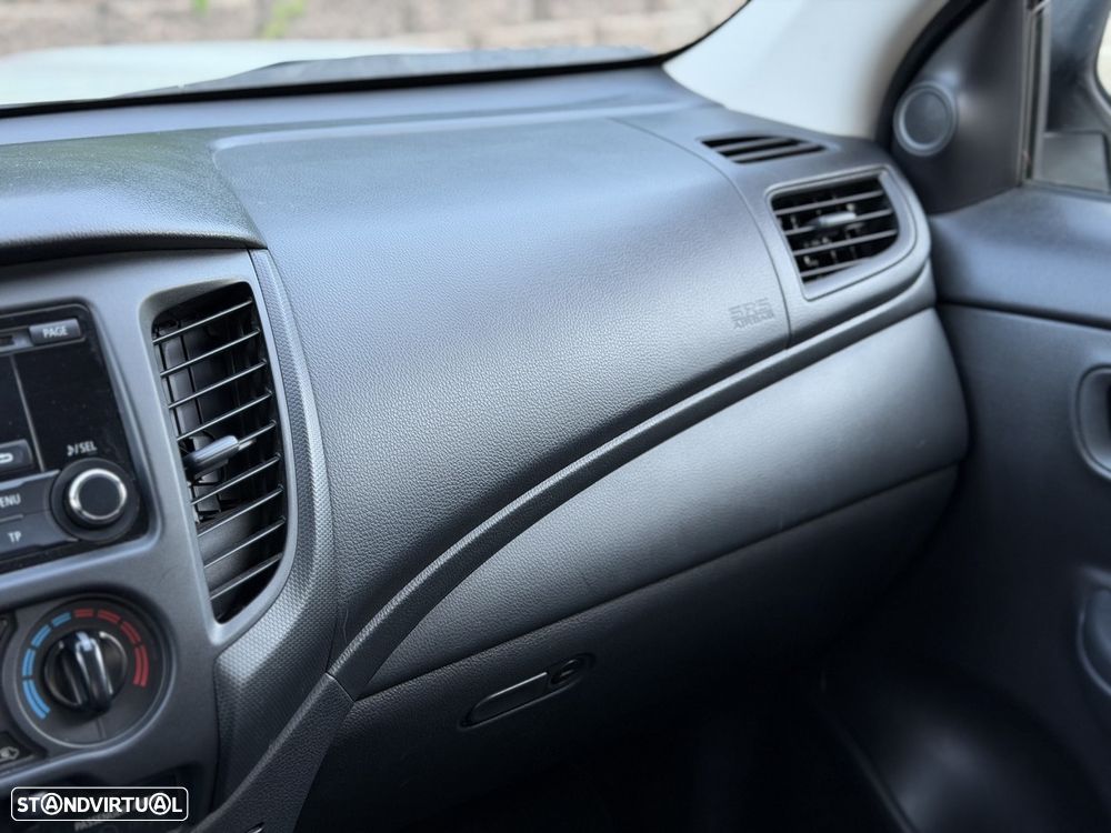 Mitsubishi L200 2.3 DI-D SpaceCab 4WD 3L - 14