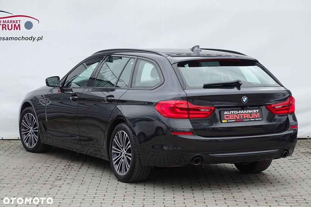 BMW Seria 5 520d xDrive MHEV Sport Line sport - 15