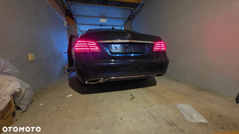 Mercedes-Benz Klasa E 200 7G-TRONIC Elegance - 2