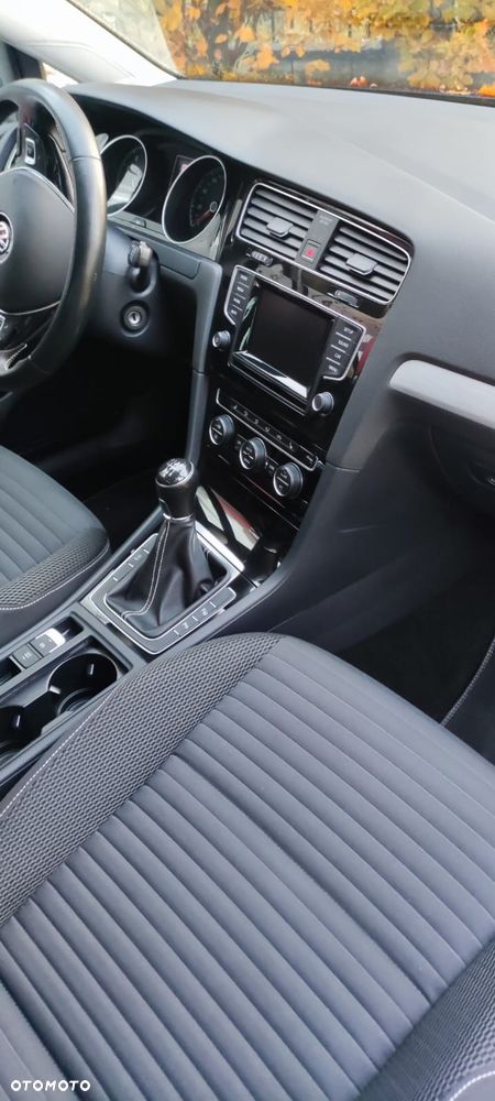 Volkswagen Golf 1.2 TSI BlueMotion Technology Cup - 27