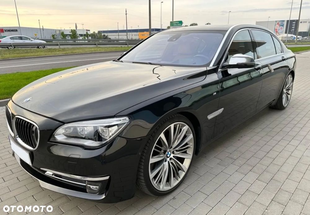 BMW Seria 7 750i L xDrive - 10