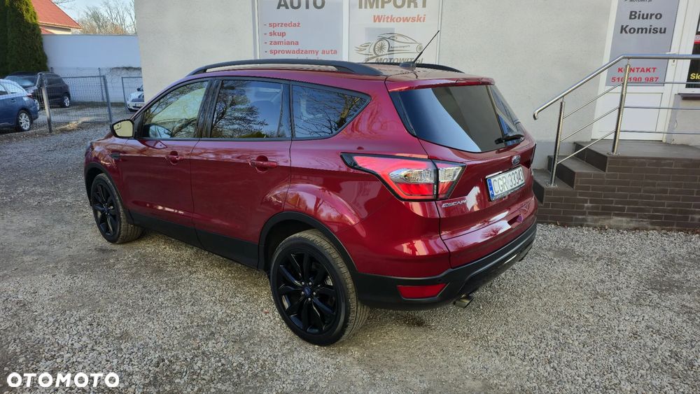 Ford Escape 2.0 EcoBoost AWD Titanium - 4