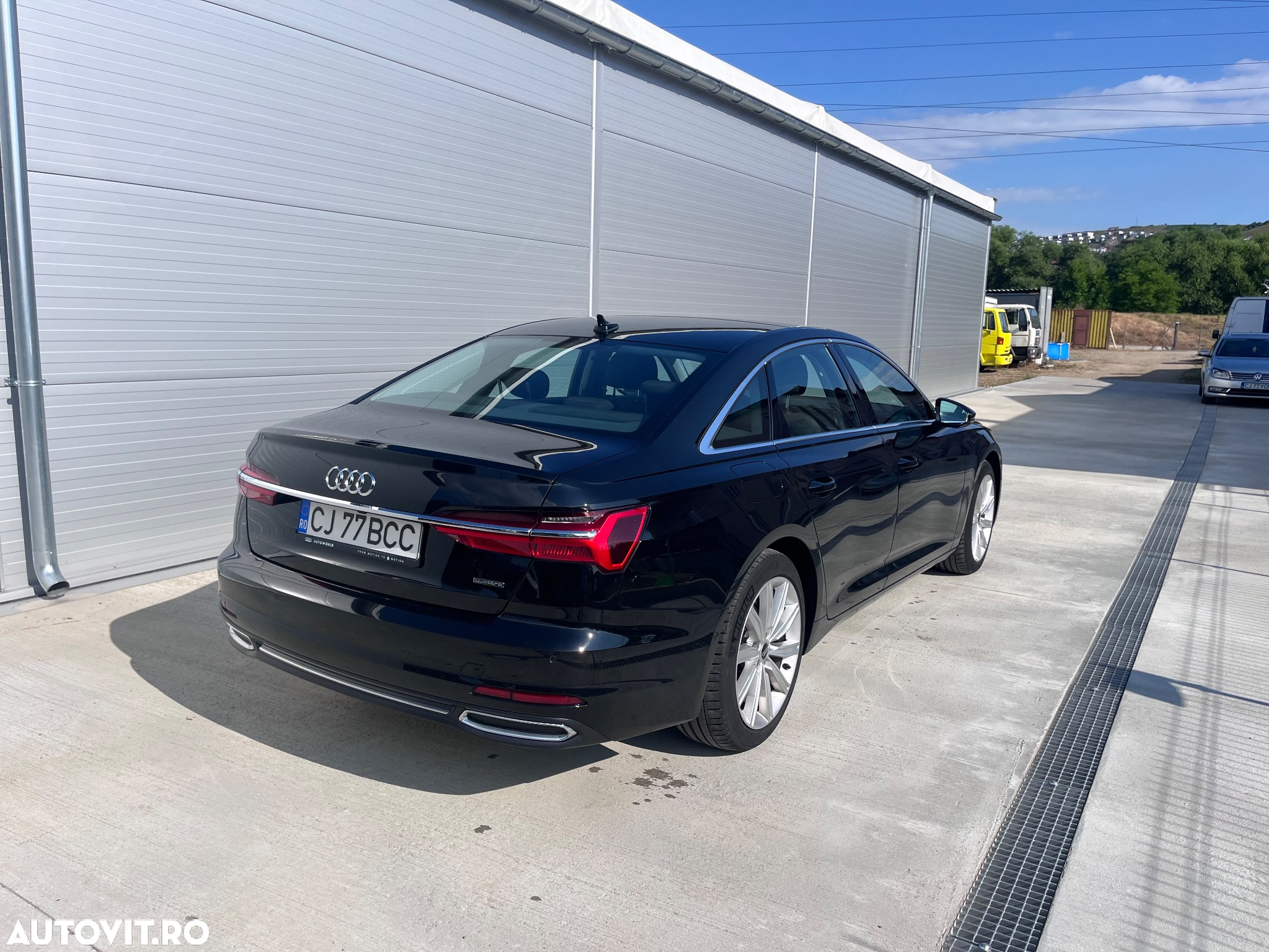 Audi A6 2.0 40 TDI quattro S tronic Sport - 4