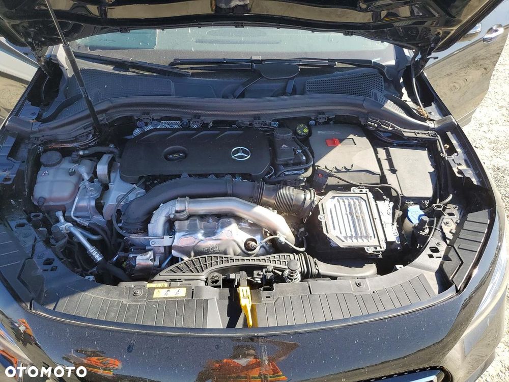 Mercedes-Benz GLA 250 4-Matic - 14