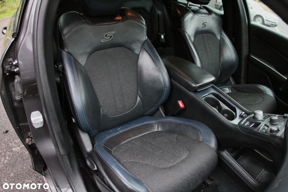 Chrysler 200 - 8