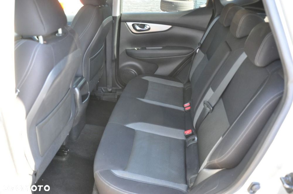 Nissan Qashqai 1.3 DIG-T DCT TEKNA - 10