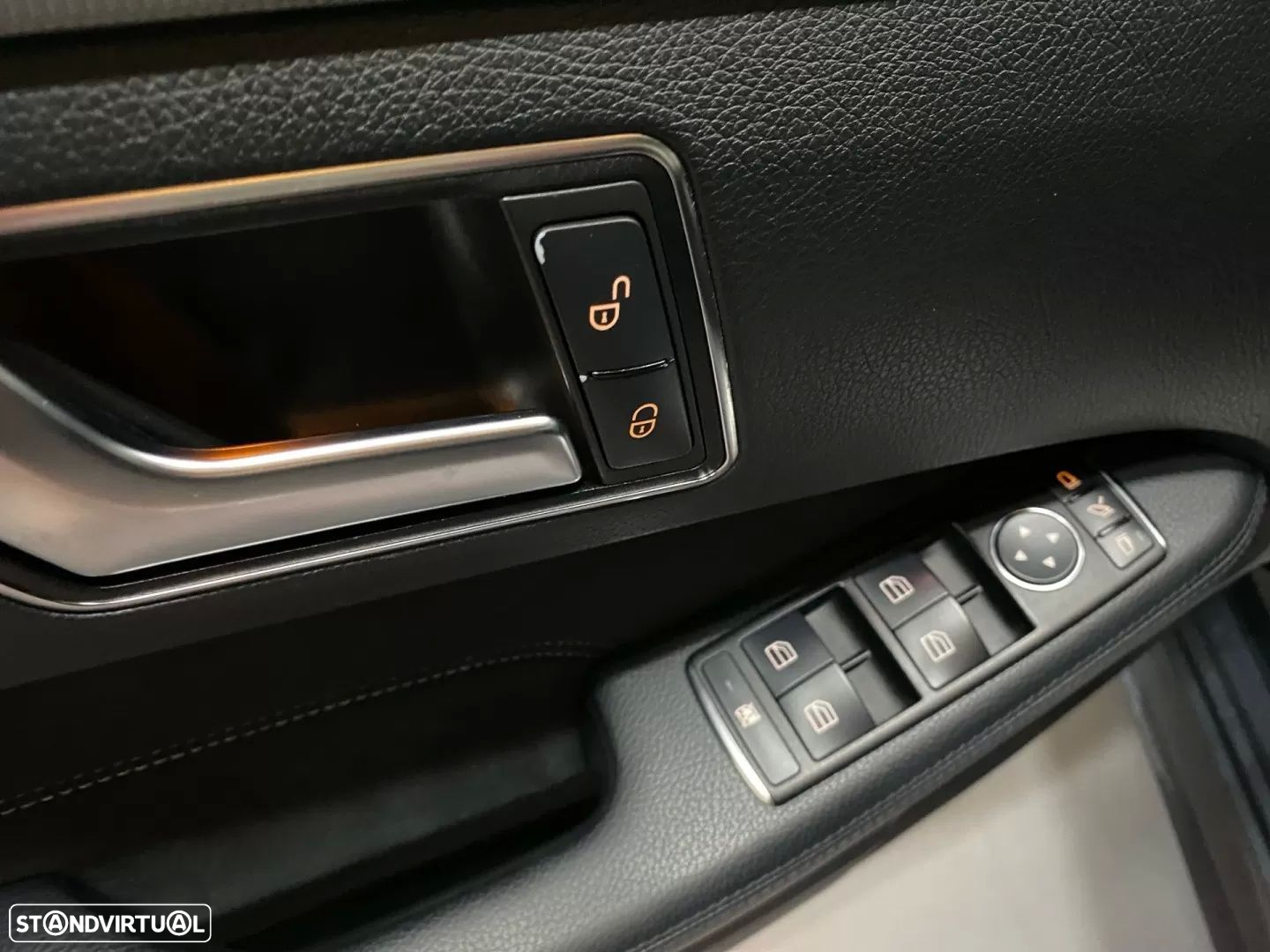 Mercedes-Benz E 250 CDi Avantgarde BlueEfficiency Auto. - 17