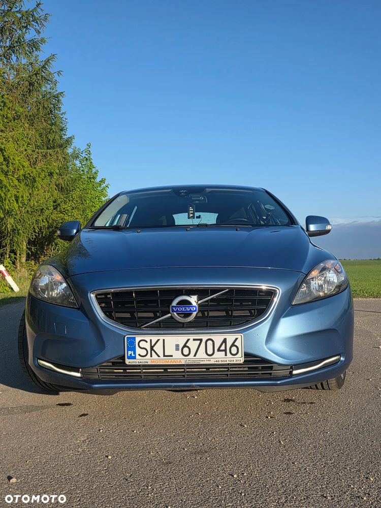 Volvo V40 D4 Momentum - 2