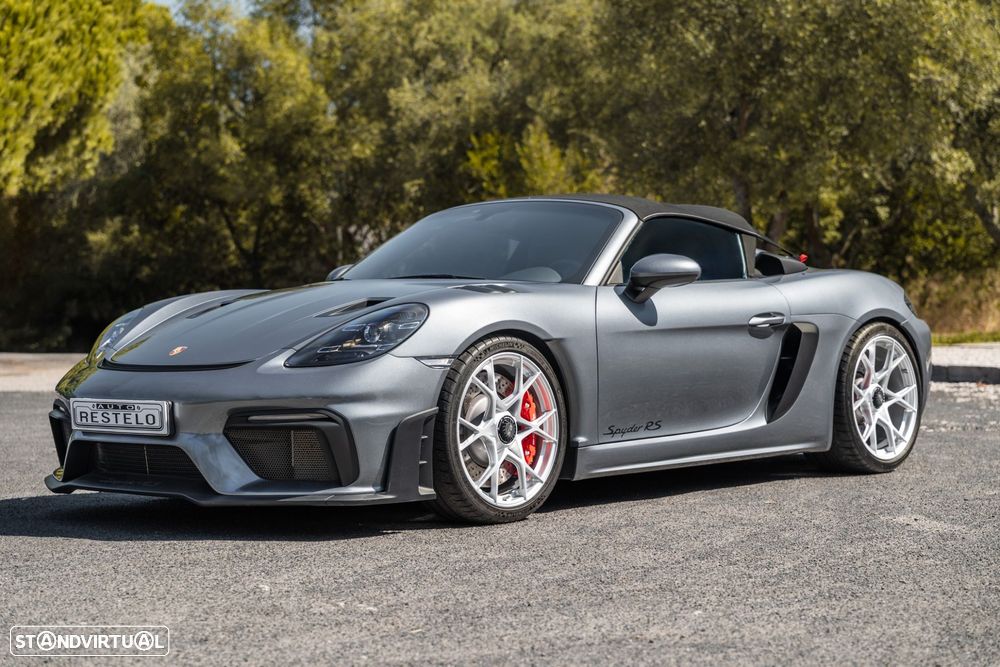 Porsche 718 Spyder RS - 1