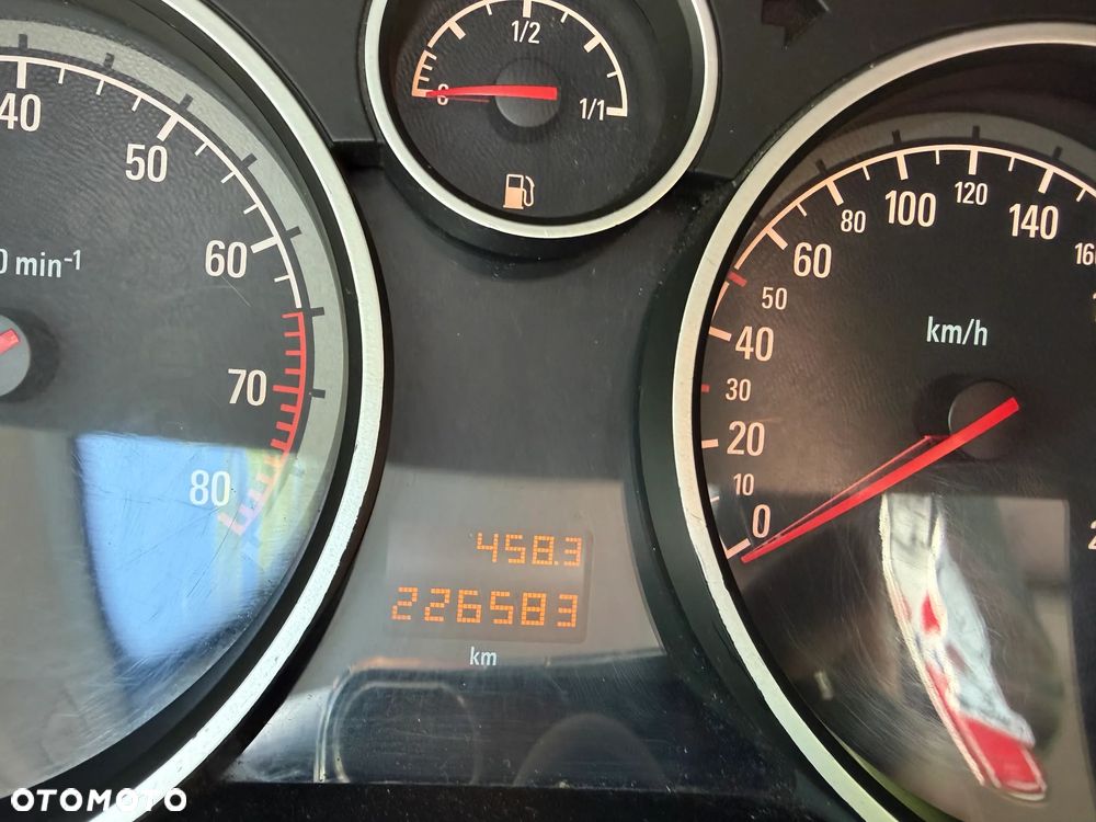 Opel Astra 1.6 - 10