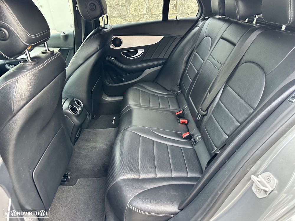 Mercedes-Benz C 220 d AMG Line - 40