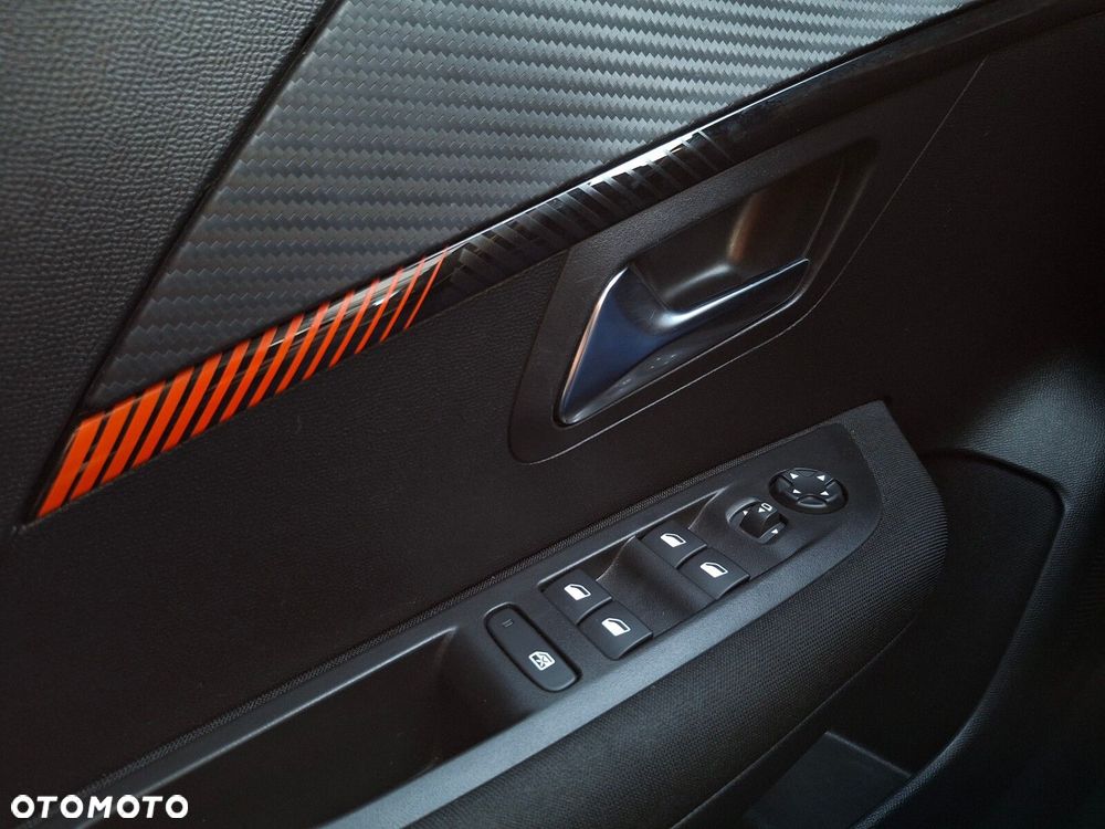 Peugeot 208 1.2 PureTech Active S&S - 12