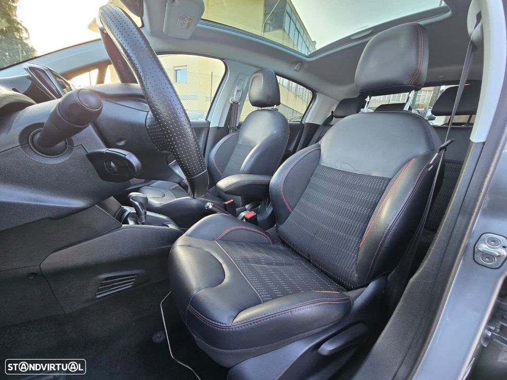 Peugeot 208 1.2 PureTech GT Line EAT6 - 10