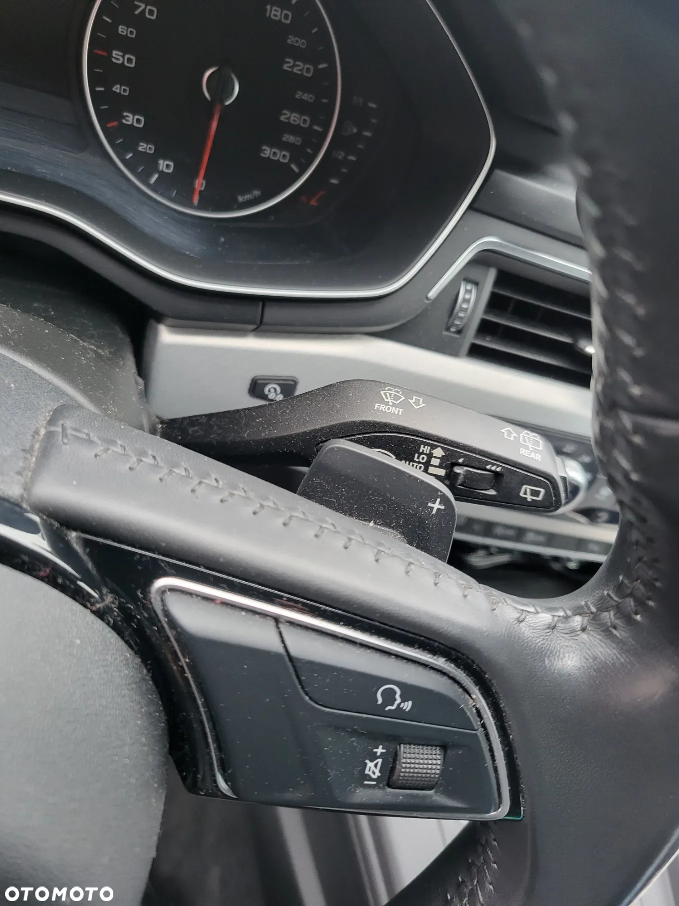 Audi A4 2.0 TDI S tronic - 17